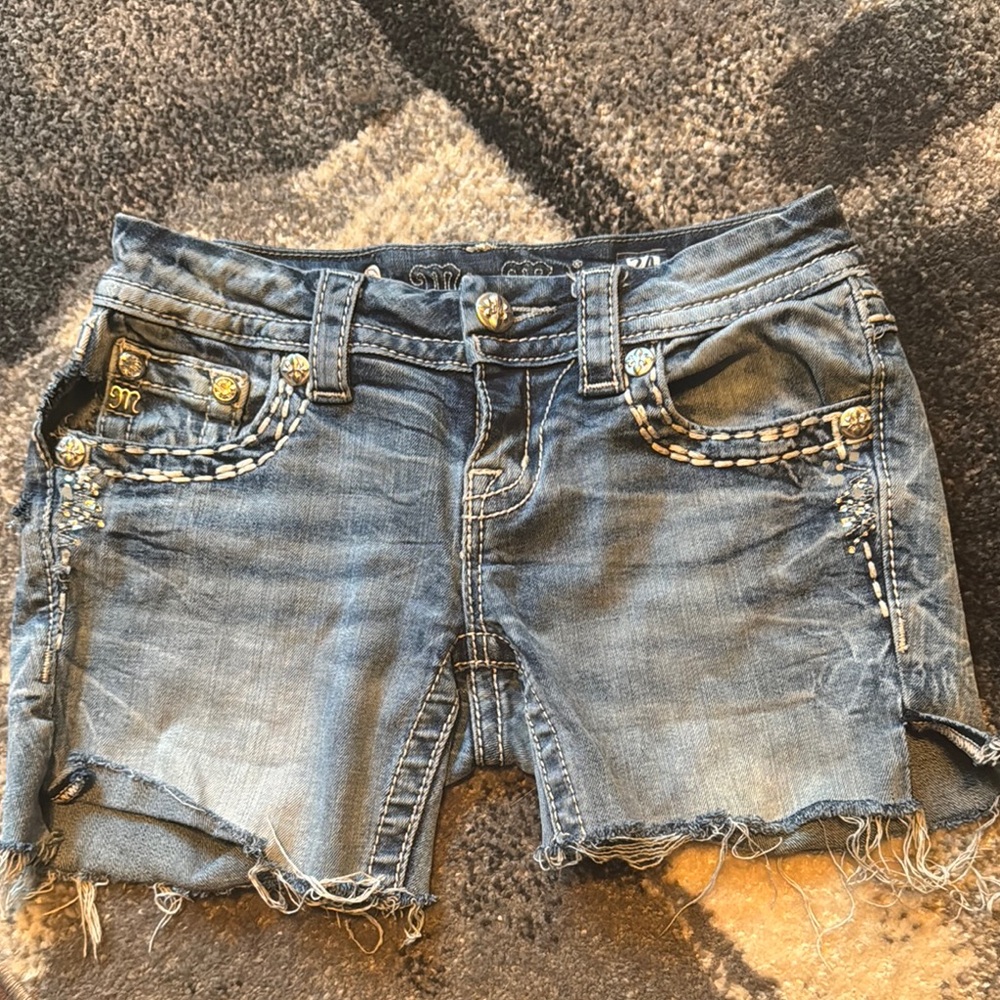 Miss Me Cut off Shorts
